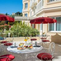 Quality Hôtel Carlton