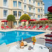 Quality Hôtel Carlton