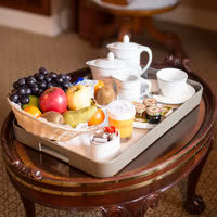 Petit déjeuner en chambre