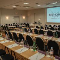 Salon de 165 m² en Classe