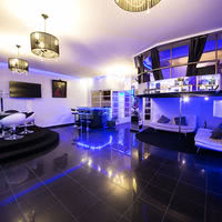 Espace intérieur du showroom loftchampselysees