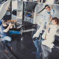 Shooting mannequins studio photo tout équipe