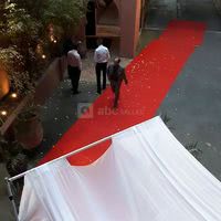 L'entrée de la salle un jour de Mariage