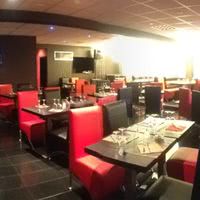 Le People Café