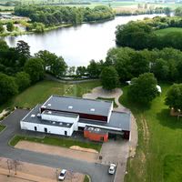 Salle espace thévinière et aire naturelle