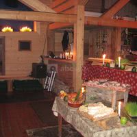 Intérieur avec buffet géant