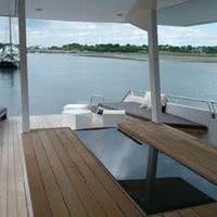 Gavrinis Yacht