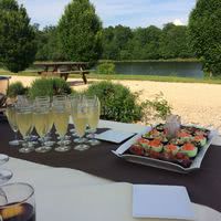 Apéritif avec vue sur lac