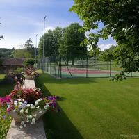 Le court de tennis