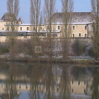 Chateau vue de la rivière