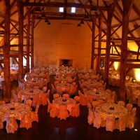 Grange éclairage orangée