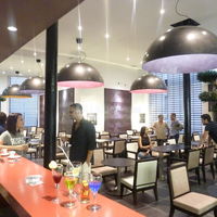 Comptoir et salle de jour