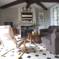 Salon gîte avec chéminée