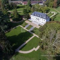 Le Manoir et son Jardin à la Française