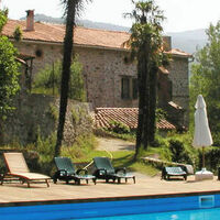 Le Mas avec sa piscine de 20 m de long