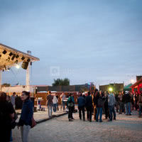 Laplage - scène + bar