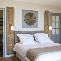 Douze chambre doubles avec salles de bains...