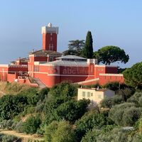 Château de Crémat vue extérieure