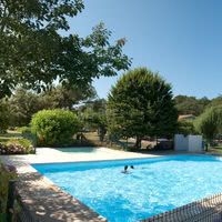 Piscine et parc