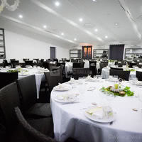 Salle a manger 200 per assise max