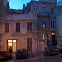Facade nocturne