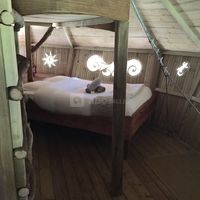 Intérieur de la cabane "Tiegezh"