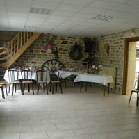 Salle avant avec bar