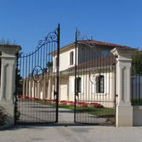 Façade