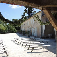 Cérémonie laïque sous le lavoir