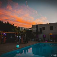 Cocktail dînatoire sur la terrasse extérieure