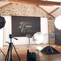 Studio de photographie et vidéo sur place (option avec ou sans opérateur)