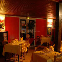 L'Os A Moelle Restaurant