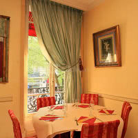 Bistro Romain Victor Hugo