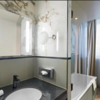 Voco® Paris – Porte de Clichy 4*