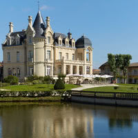 Hôtel Grand Barrail Château Resort & Spa