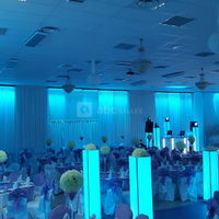 Au Palais de la Reine