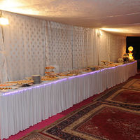 Au Palais de la Reine