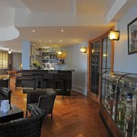 Salon Bar Chareau