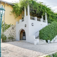 Arrivée au Manoir