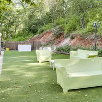 Coin lounge sur l'esplanade