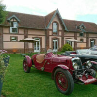 Clos-de-Rouen-Vaupaliere-grange-collectionneur-vieille-voiture