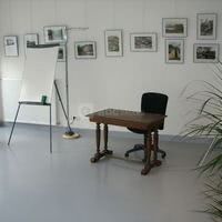 Salle organisée en exposition