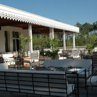 Terrasse du restaurant le lodge