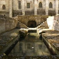 Ancien Lavoir Abbaye Royale du Moncel