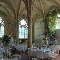 Le réfectoire décoré pour un mariage