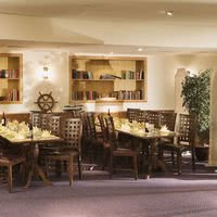 Restaurant the captain's library