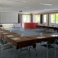 Salle Bourne en U