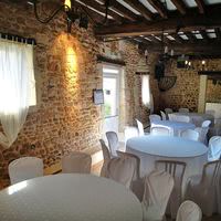 Mise en place en tables rondes
