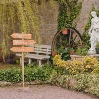 Banc des amoureux auprès de la source