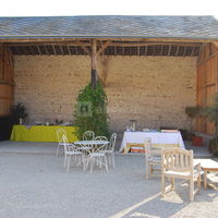 Préau et cour